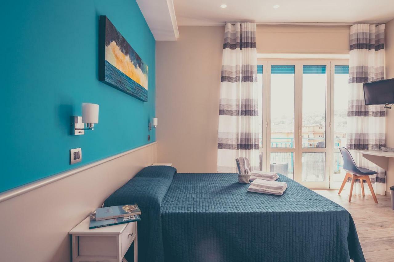 Oltre Il Mare Guest House 가에타 외부 사진